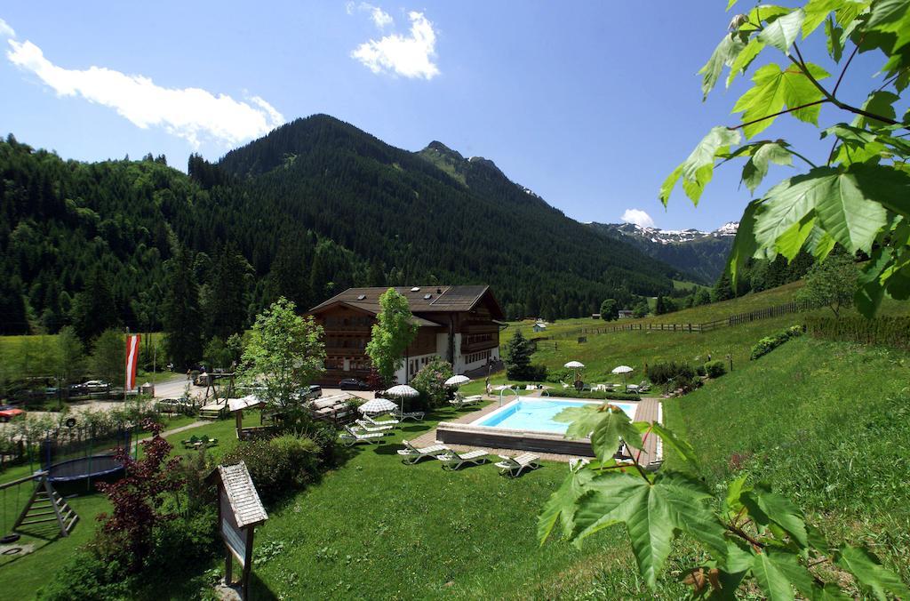 Landhaus St. Georg Bed & Breakfast Saalbach-Hinterglemm Dış mekan fotoğraf